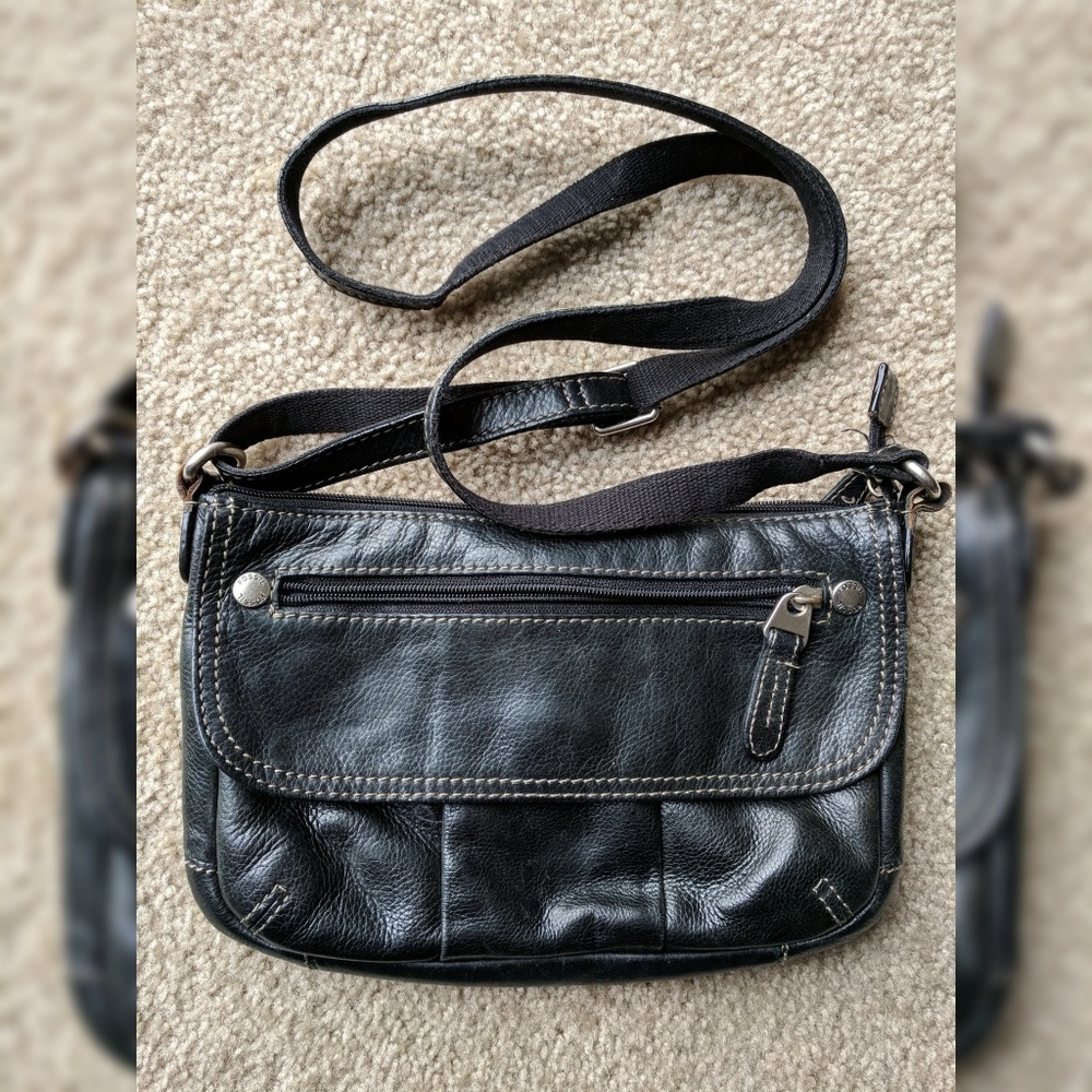EUC Fossil small back crossbody